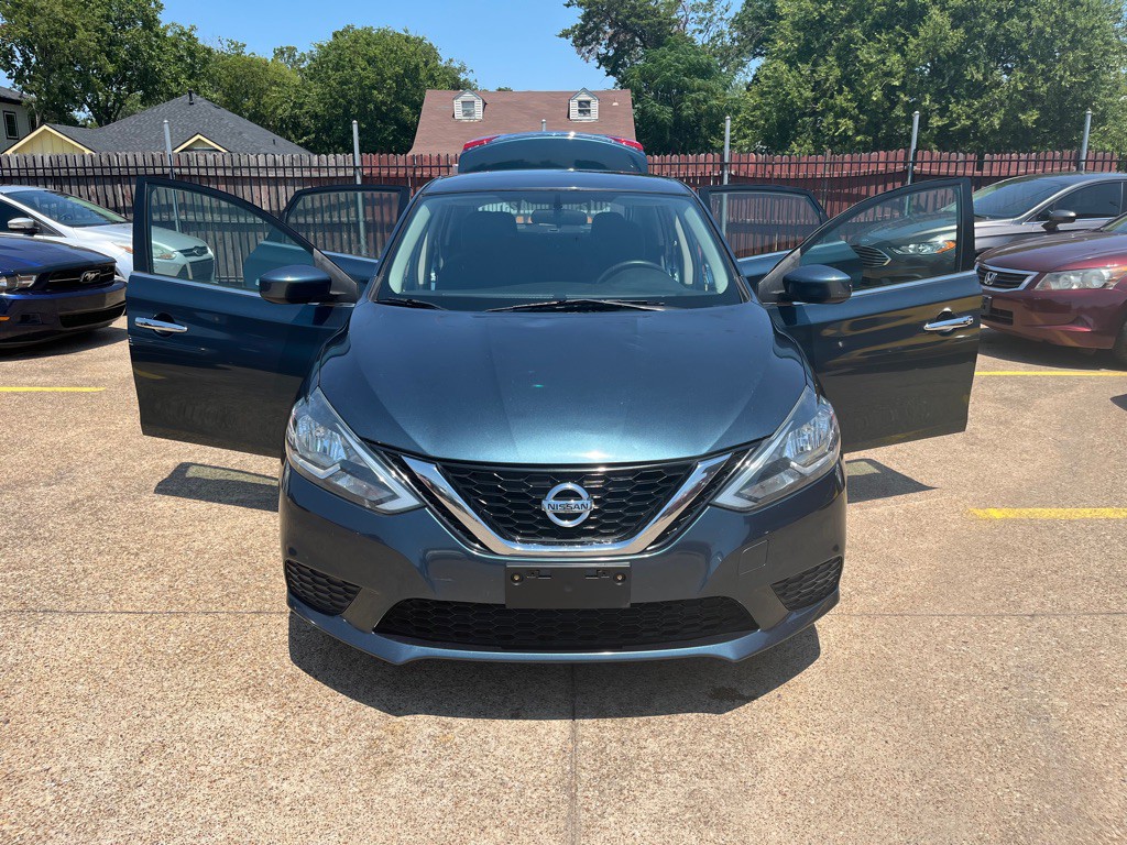2016 Nissan Sentra Image 8