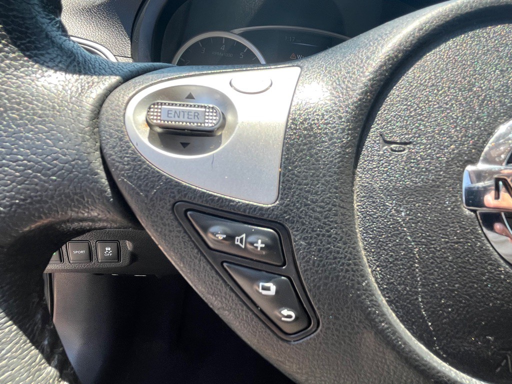 2016 Nissan Sentra Image 24