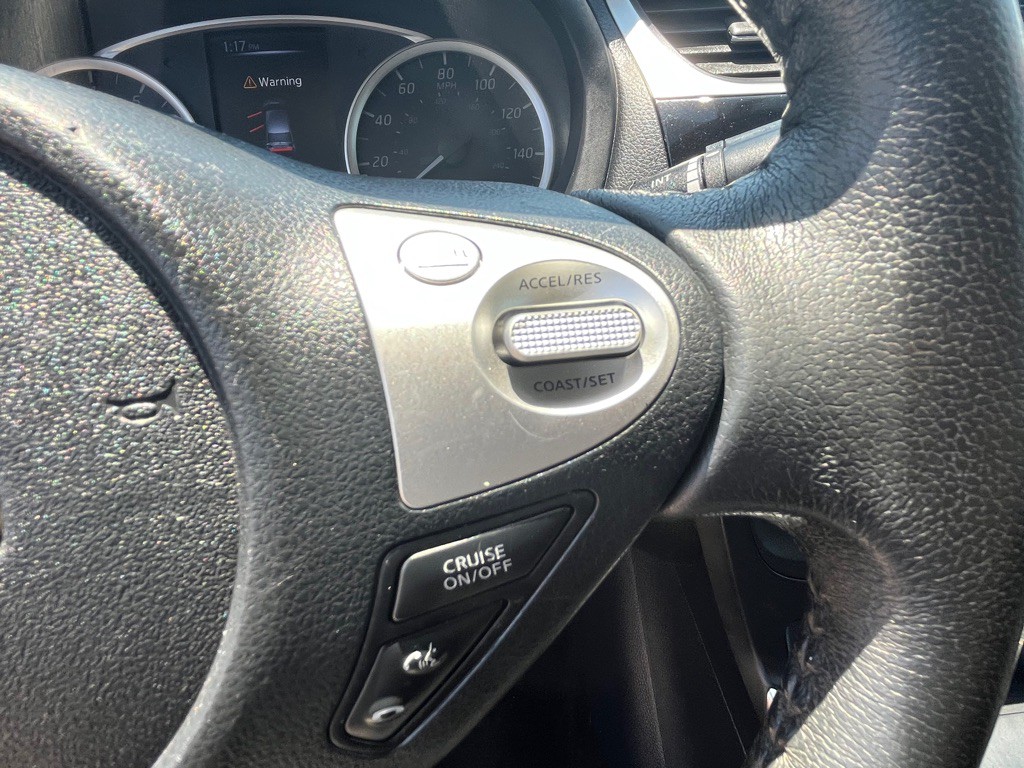 2016 Nissan Sentra Image 25