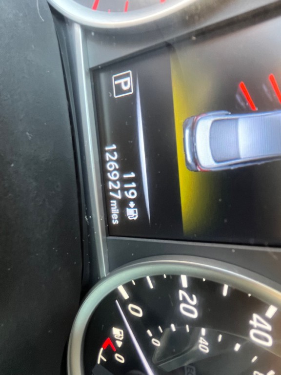 2016 Nissan Sentra Image 28