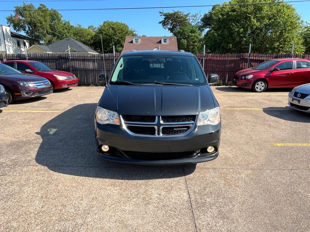 2011 Dodge Grand Caravan Image 2