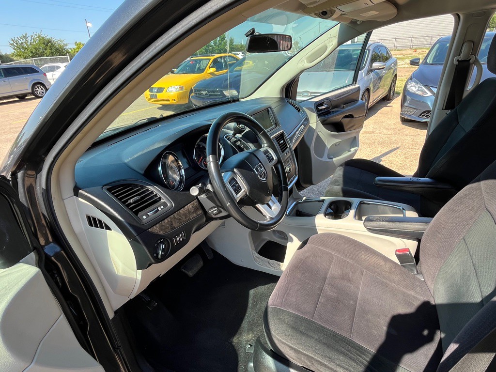2011 Dodge Grand Caravan Image 14