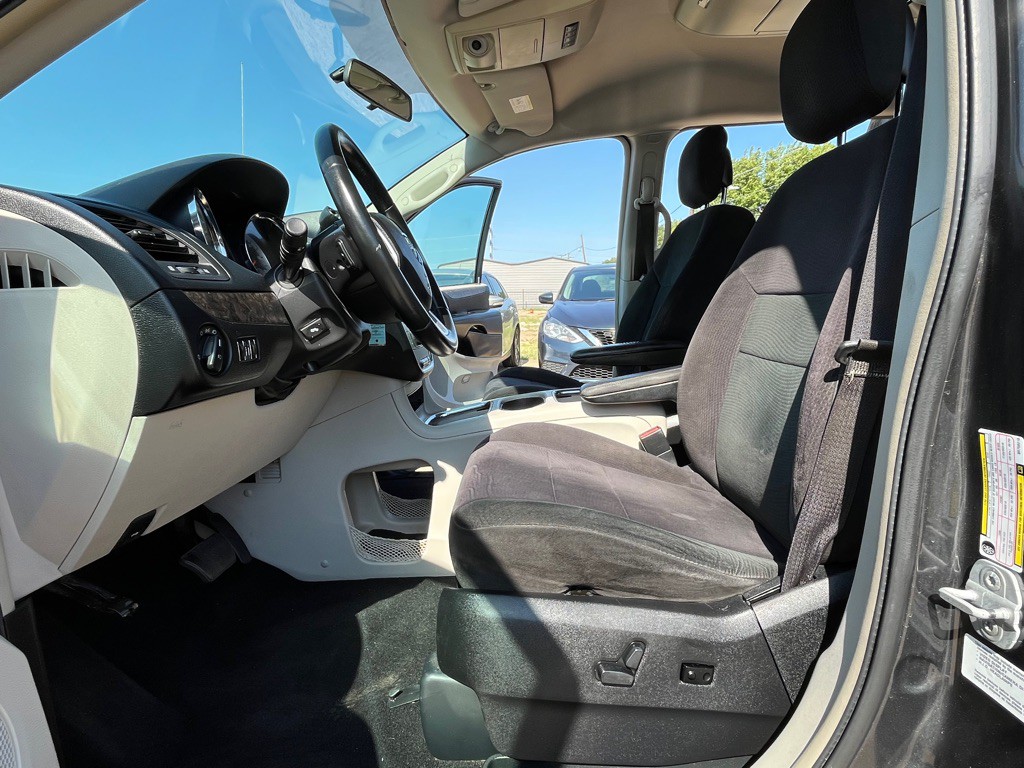 2011 Dodge Grand Caravan Image 15