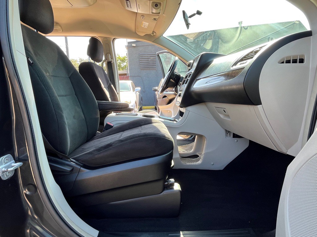 2011 Dodge Grand Caravan Image 20