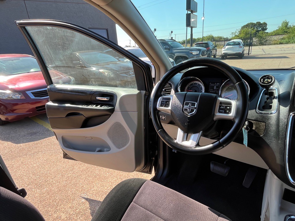 2011 Dodge Grand Caravan Image 23