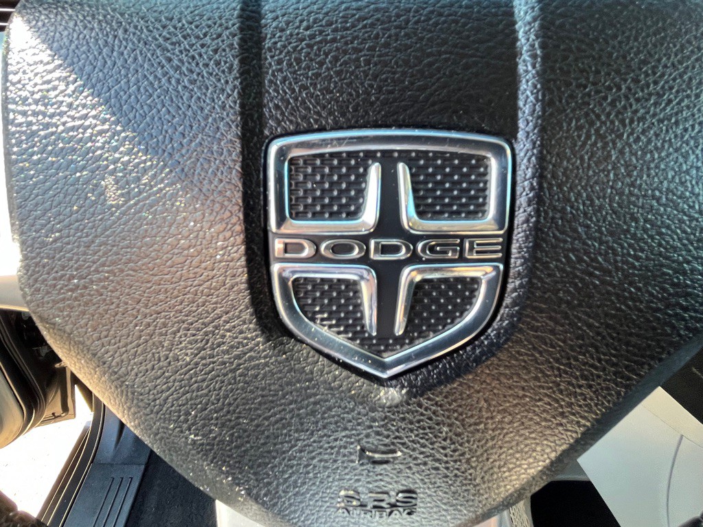 2011 Dodge Grand Caravan Image 25