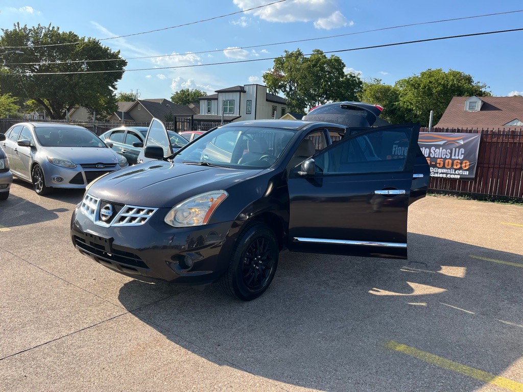 2013 Nissan Rogue Image 9