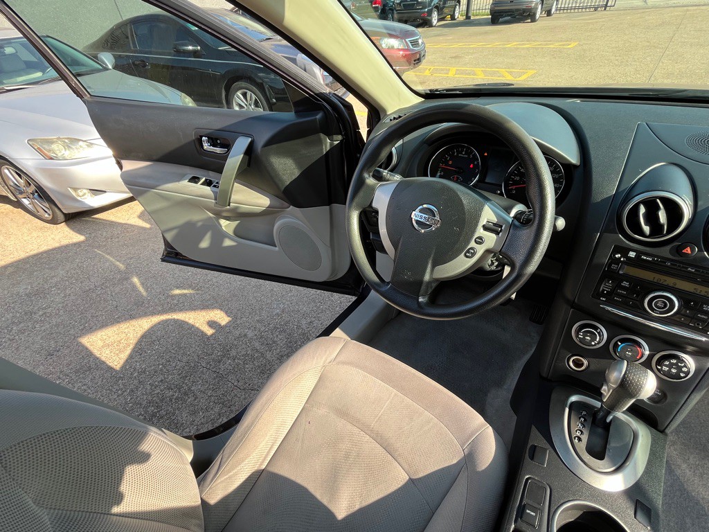 2013 Nissan Rogue Image 22