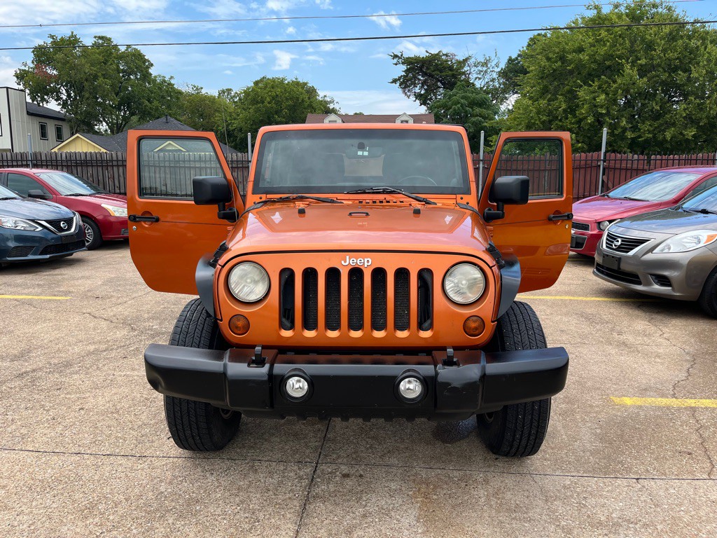 2011 Jeep Wrangler Image 8