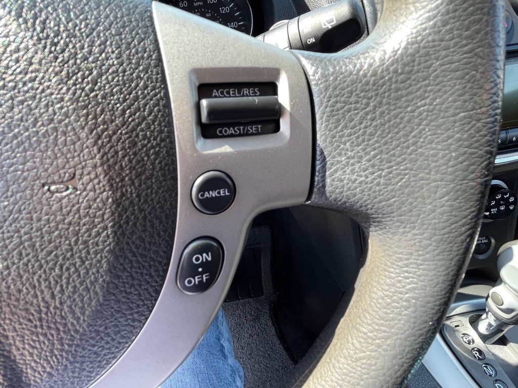 2012 Nissan Rogue Image 25