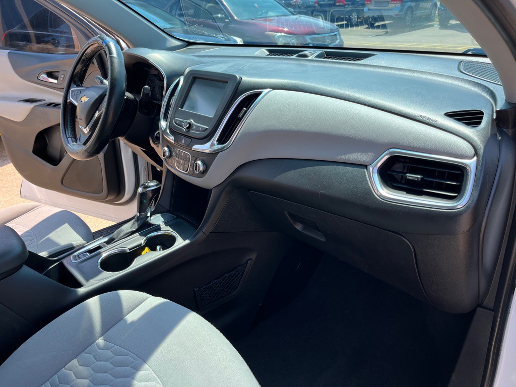 2018 Chevrolet Equinox Image 20