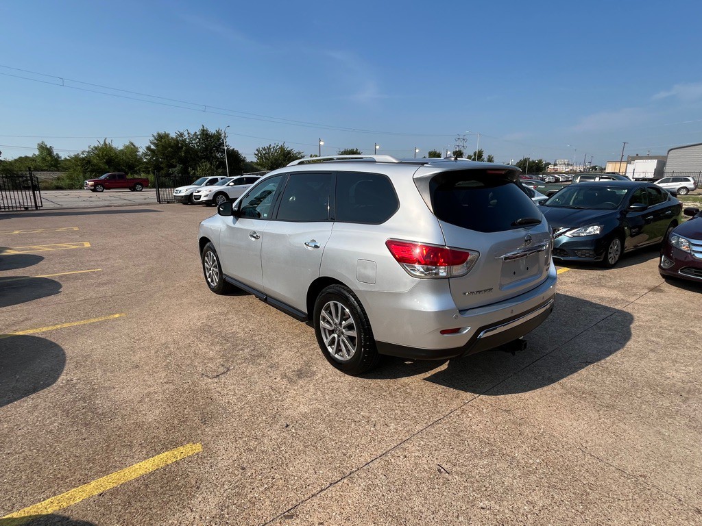 2013 Nissan Pathfinder Image 4