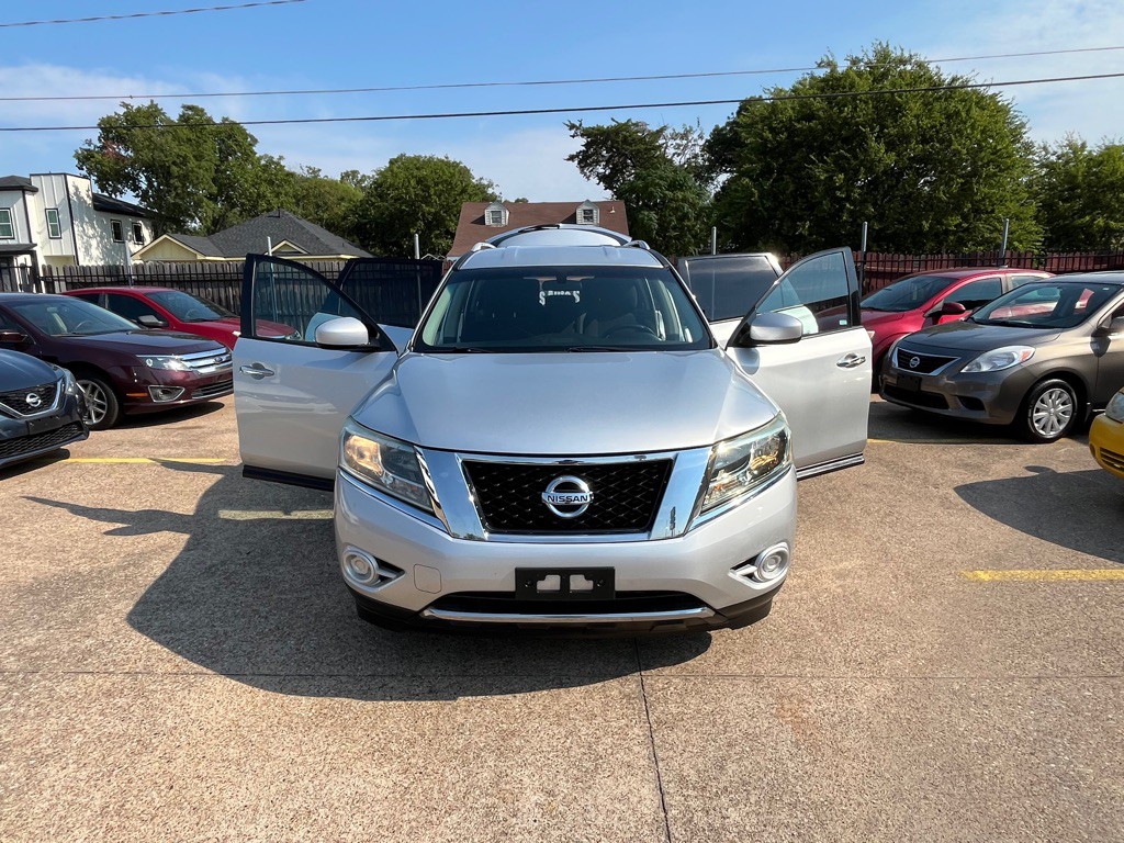 2013 Nissan Pathfinder Image 8