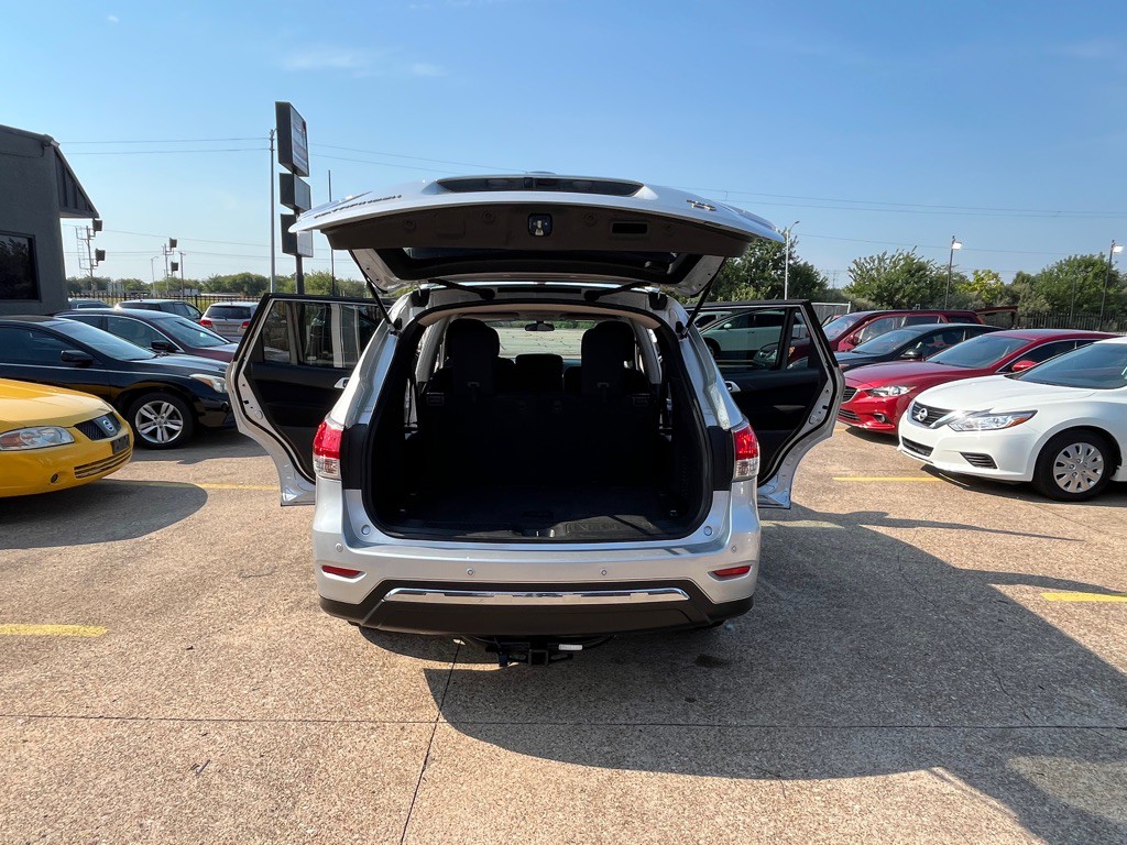 2013 Nissan Pathfinder Image 11
