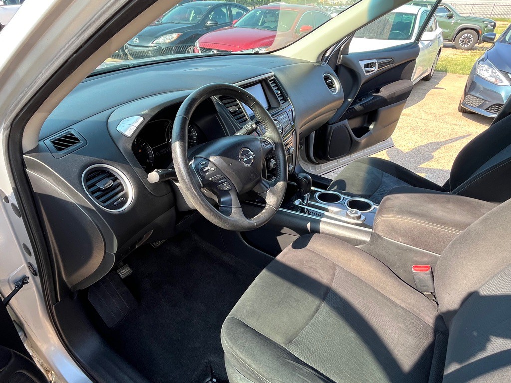 2013 Nissan Pathfinder Image 13