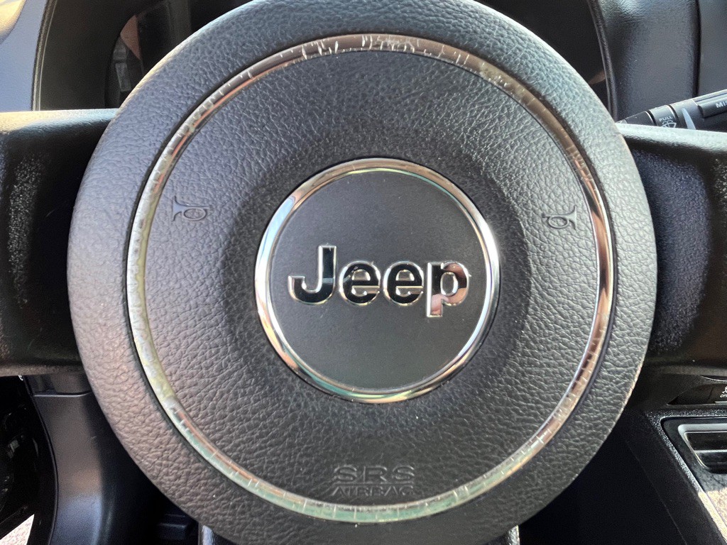 2015 Jeep Compass Image 26