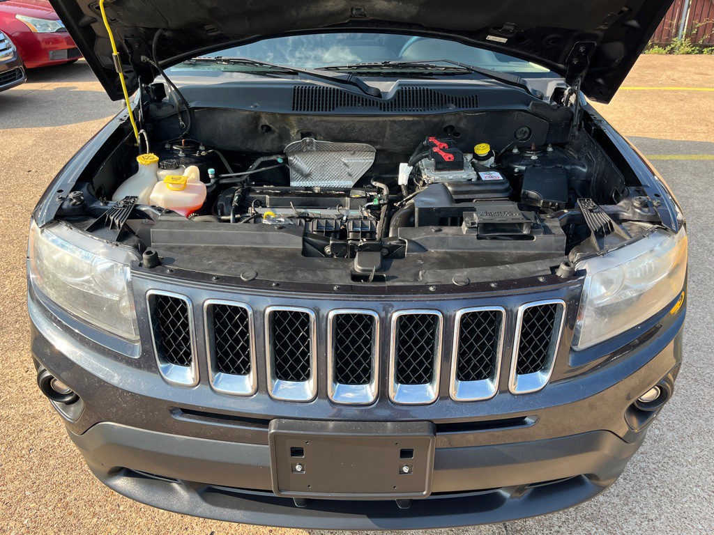 2015 Jeep Compass Image 28
