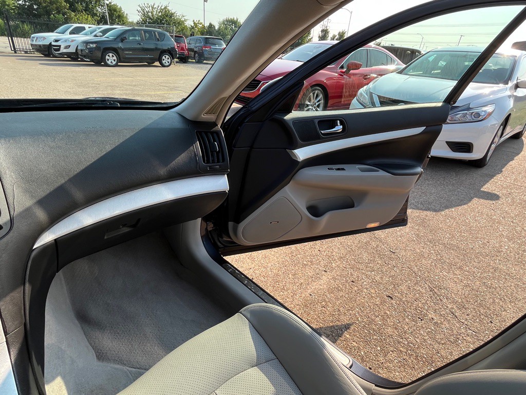 2009 INFINITI G37 Image 21