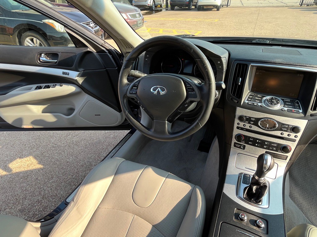 2009 INFINITI G37 Image 22