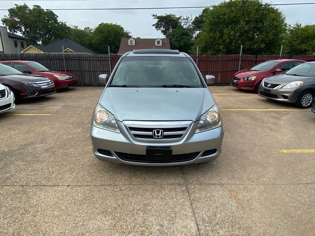 2007 Honda Odyssey Image 2