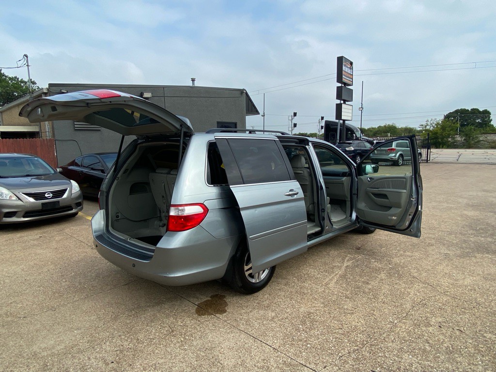 2007 Honda Odyssey Image 12