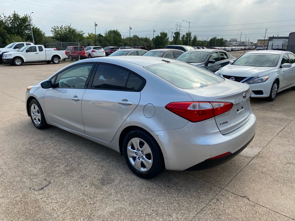 2015 Kia Forte Image 4