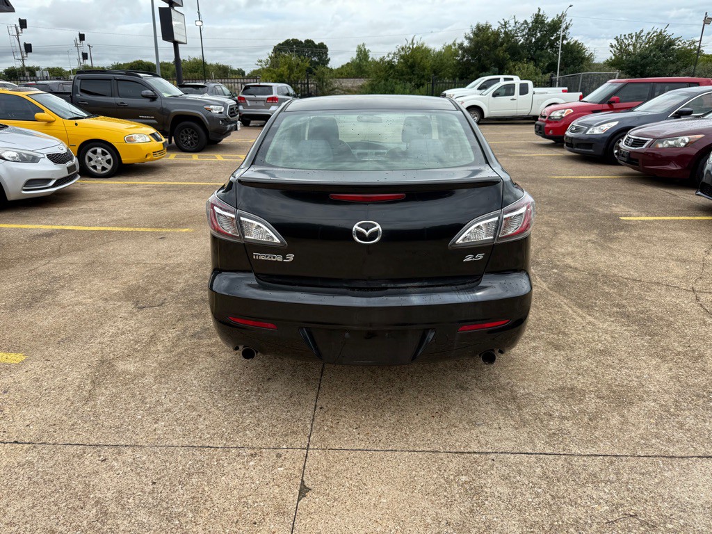2011 Mazda Mazda3 Image 5