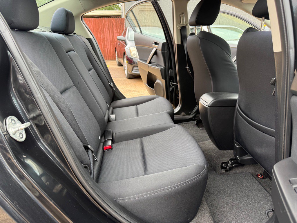2011 Mazda Mazda3 Image 18