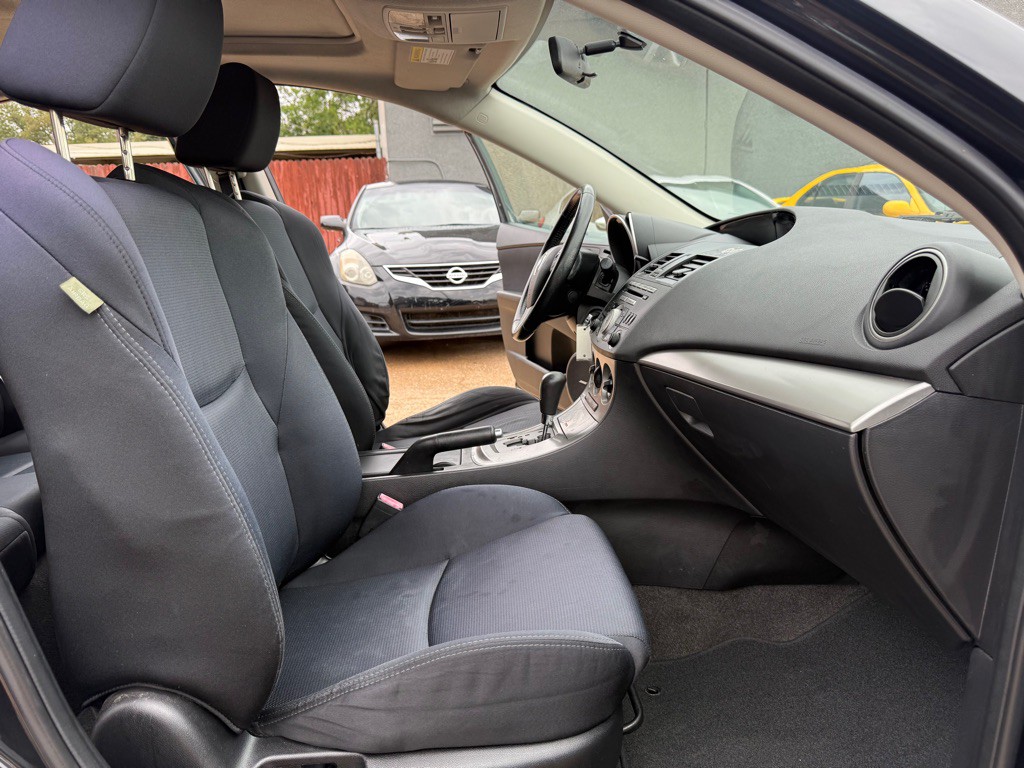 2011 Mazda Mazda3 Image 19