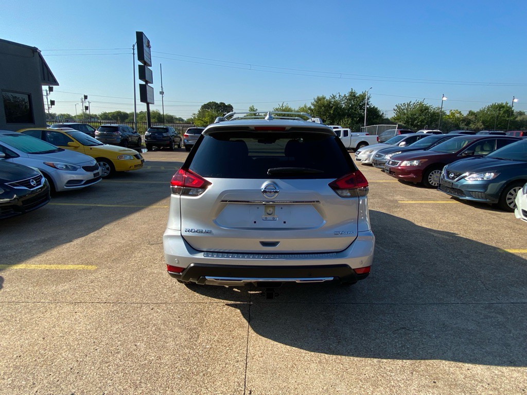 2020 Nissan Rogue Image 5