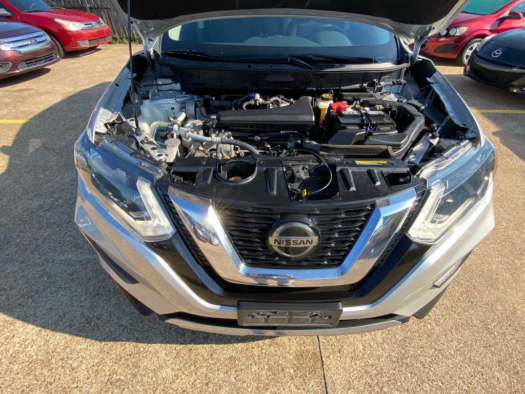 2020 Nissan Rogue Image 29