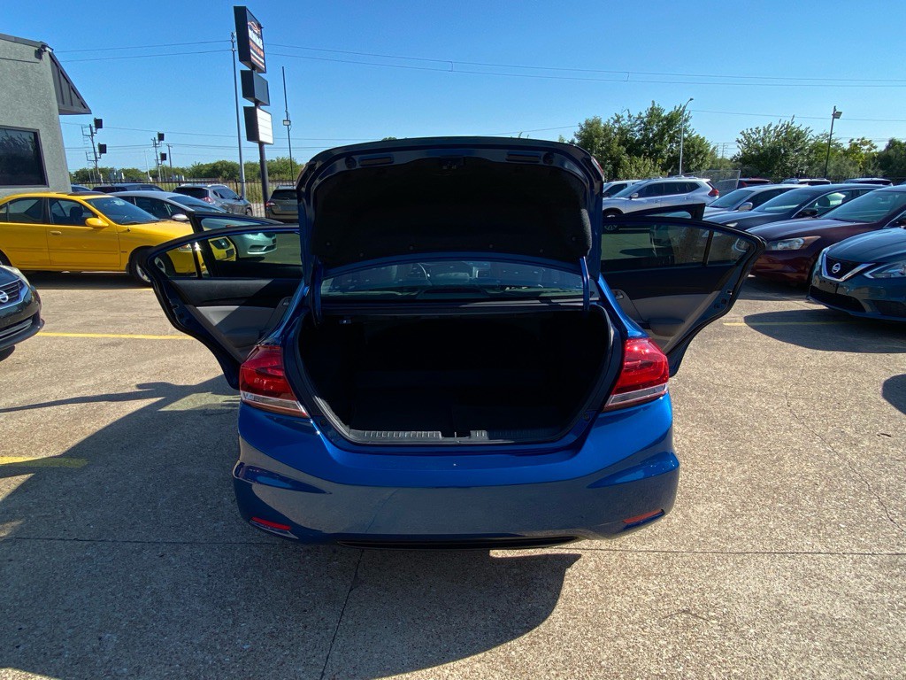 2015 Honda Civic Image 11