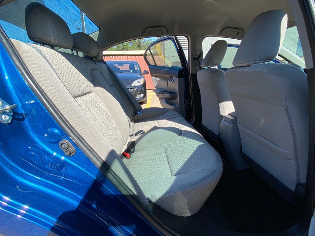 2015 Honda Civic Image 18