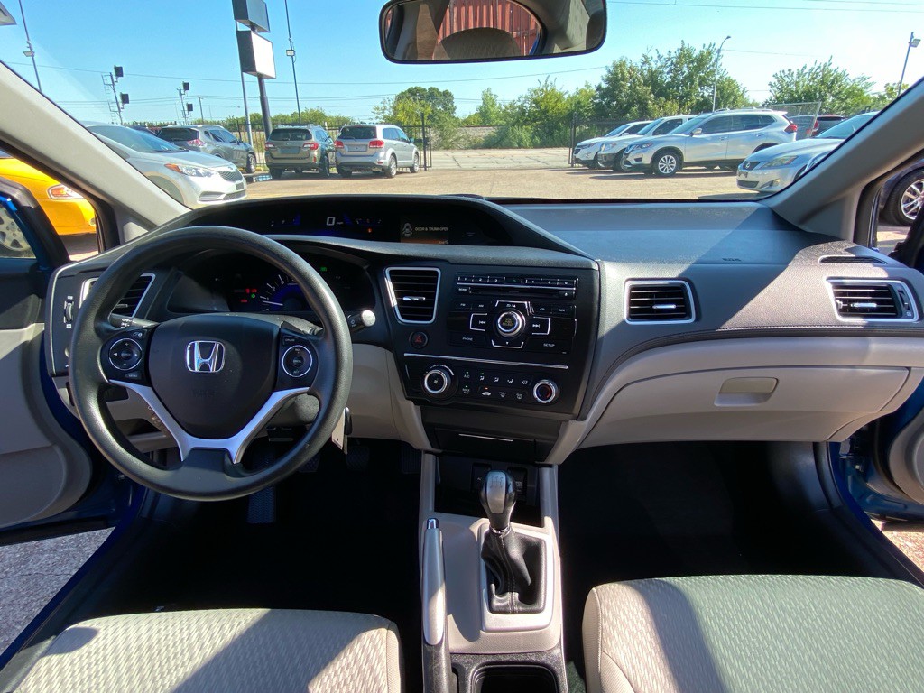 2015 Honda Civic Image 20