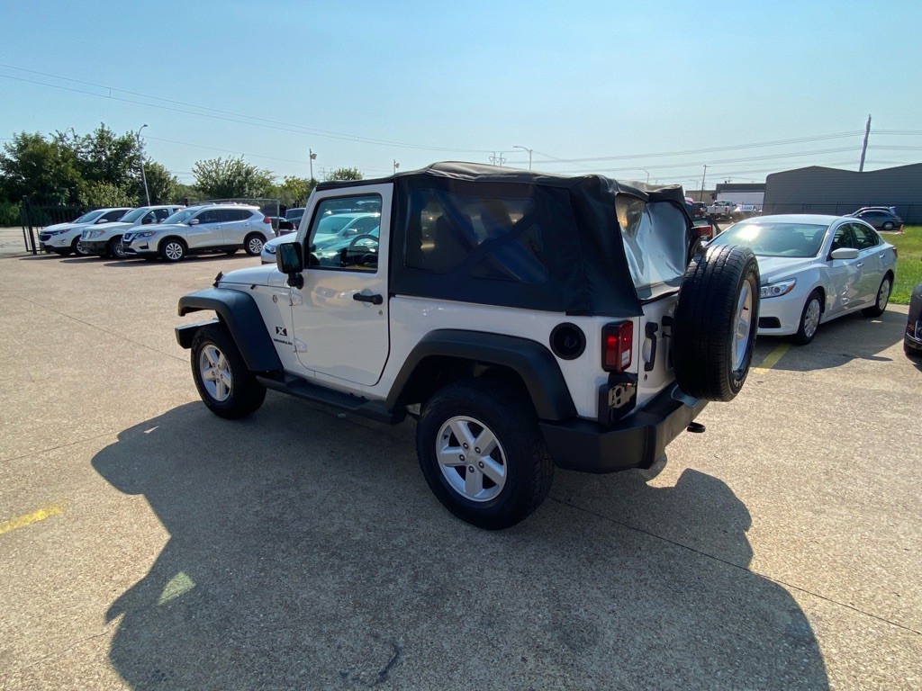 2007 Jeep Wrangler Image 4