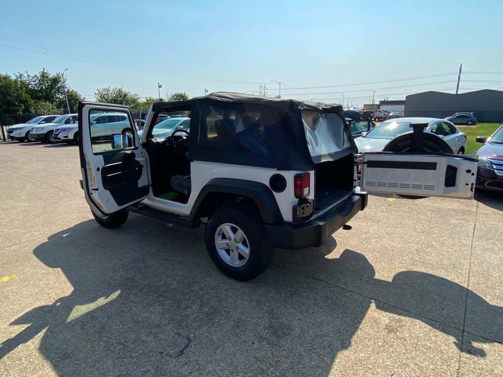 2007 Jeep Wrangler Image 10