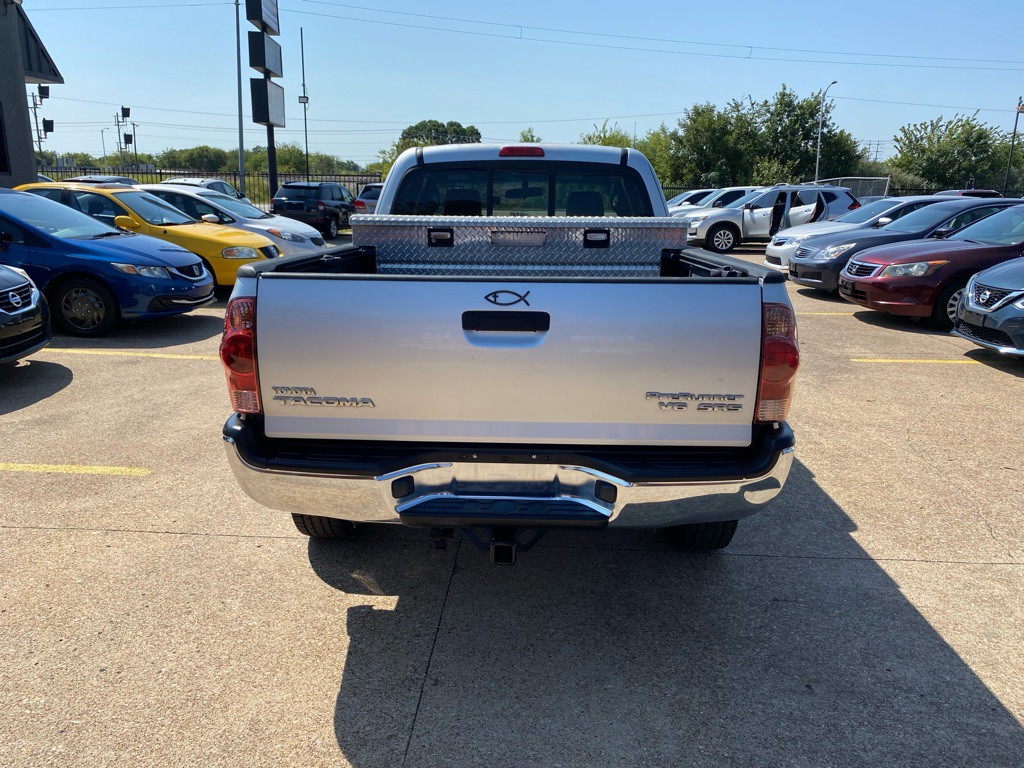 2005 Toyota Tacoma Image 5