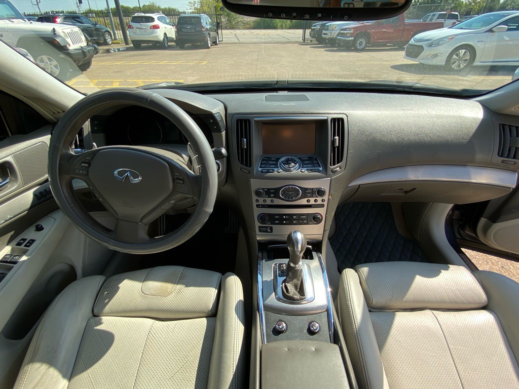 2011 INFINITI G37 Image 20