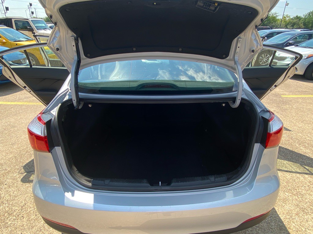 2016 Kia Forte Image 17