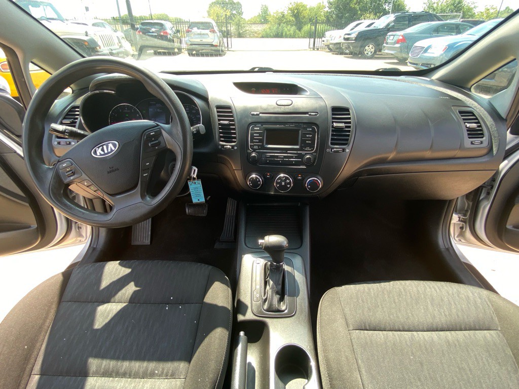 2016 Kia Forte Image 21