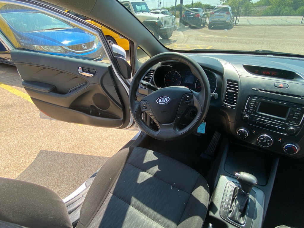 2016 Kia Forte Image 23