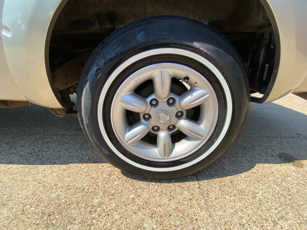 2003 Nissan Frontier Image 26