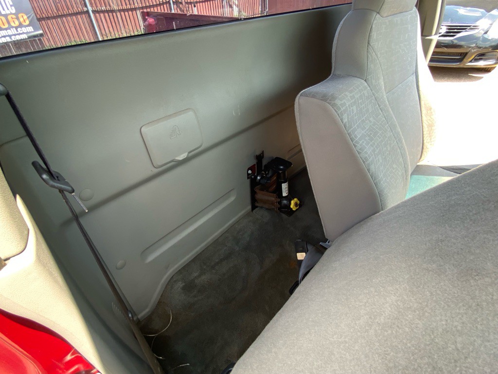 2006 Chevrolet Colorado Image 18