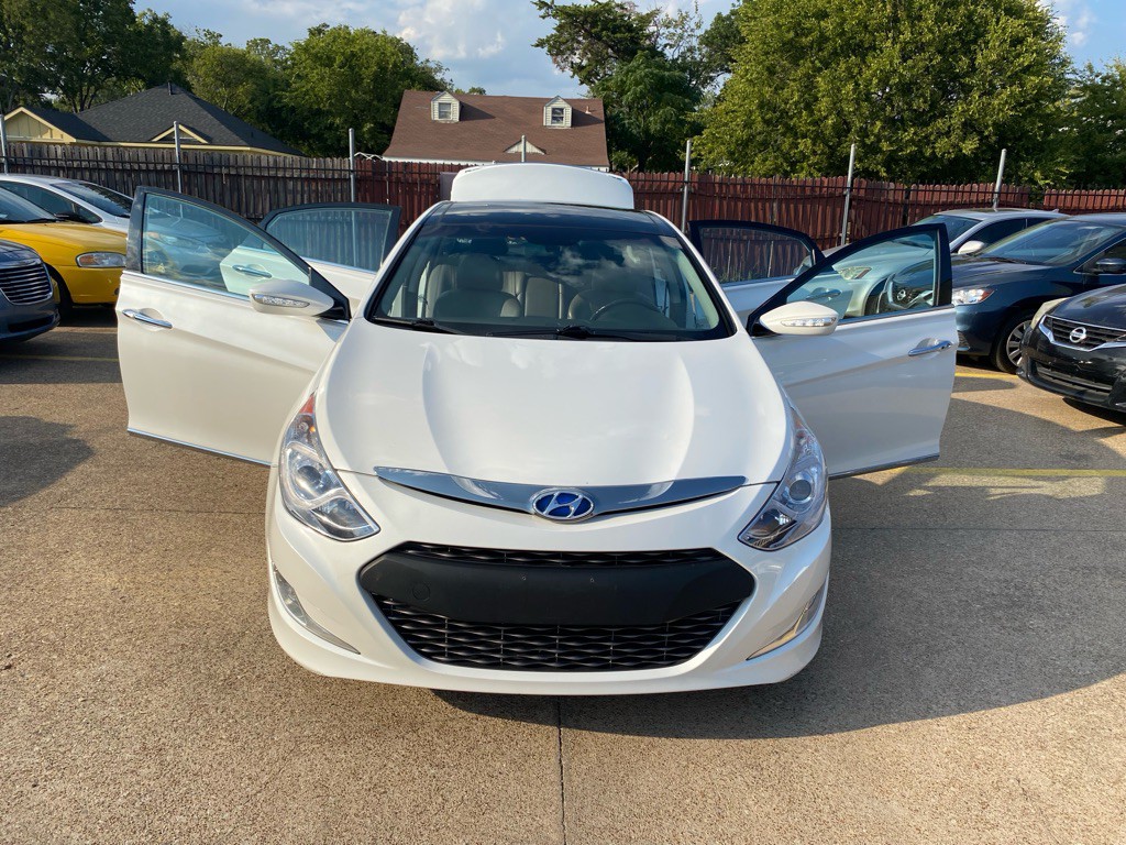2013 Hyundai Sonata Image 8
