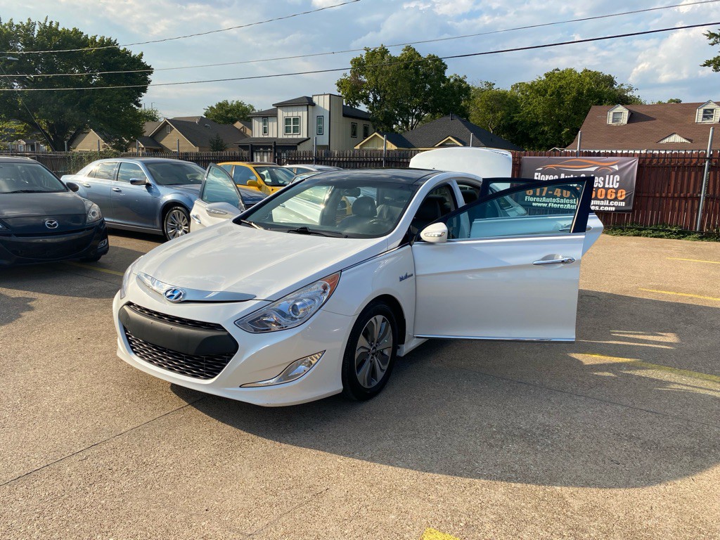 2013 Hyundai Sonata Image 9