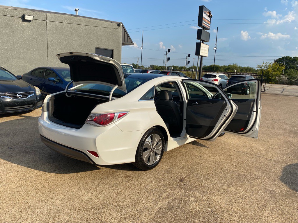 2013 Hyundai Sonata Image 12