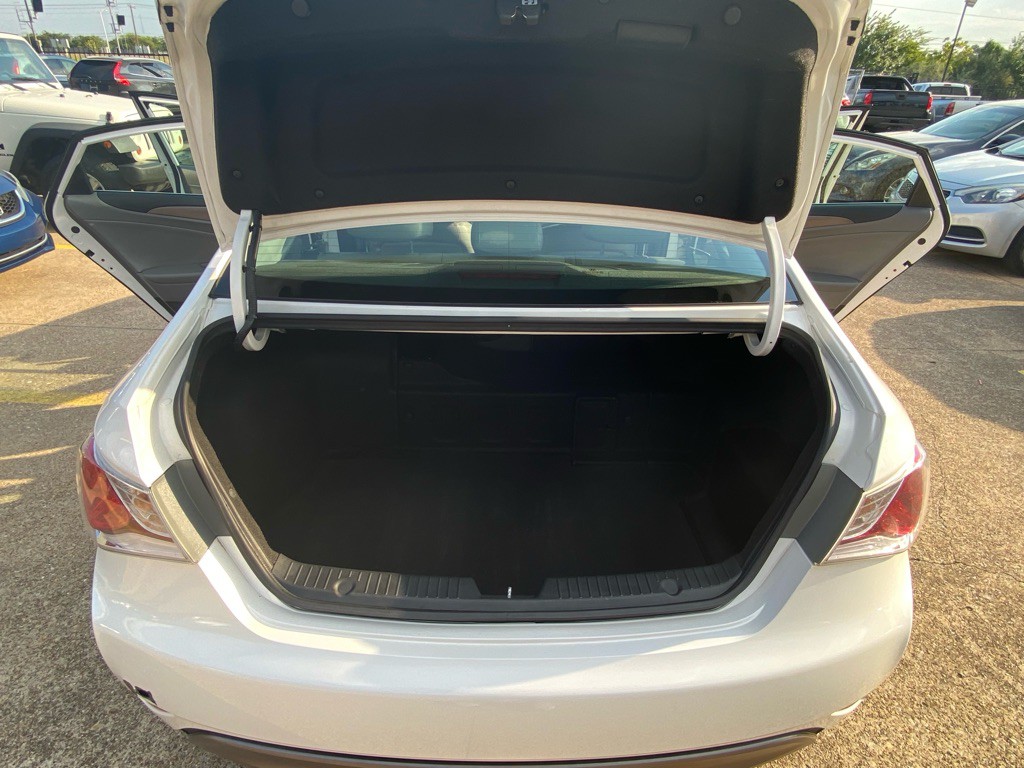 2013 Hyundai Sonata Image 17