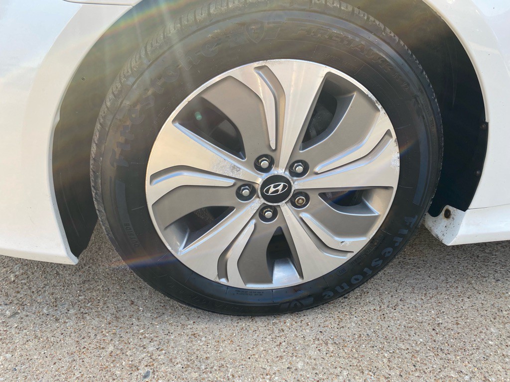2013 Hyundai Sonata Image 32