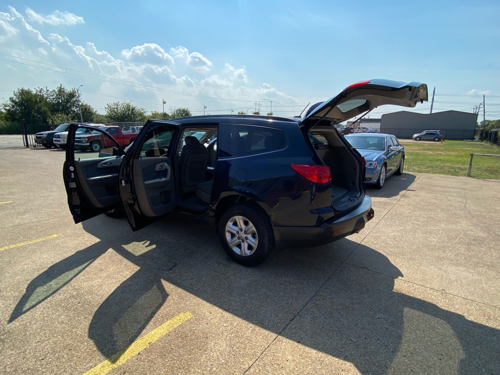 2011 Chevrolet Traverse Image 10