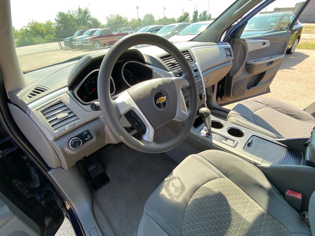 2011 Chevrolet Traverse Image 14